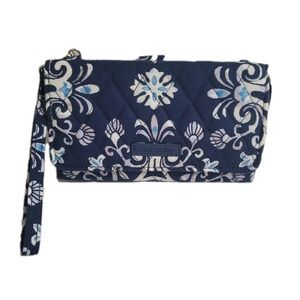 VERA BRADLEY Blue Navy White‎ Wallet Wristel Quilted RFID 7x4x2 Fashion Preppy